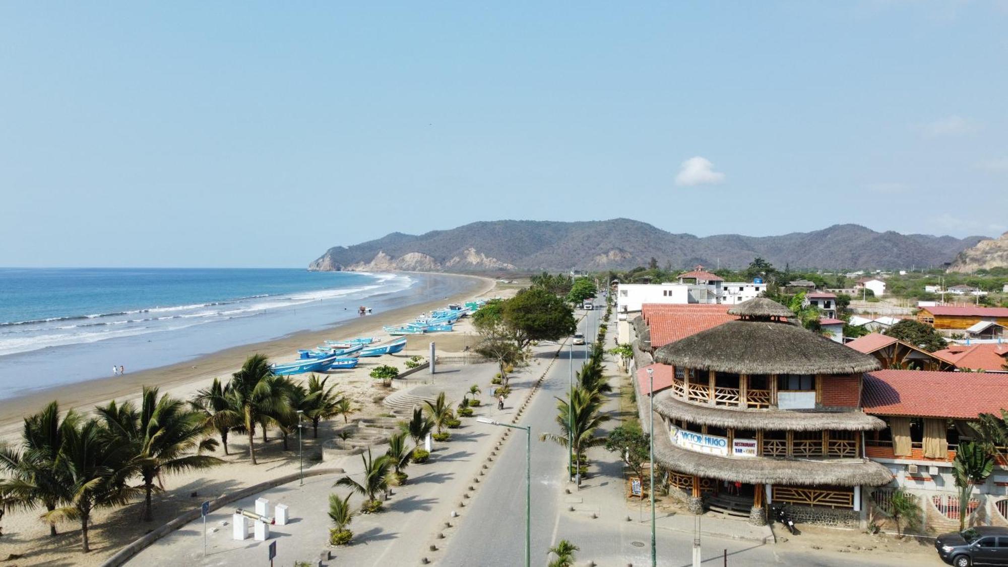 Victor Hugo Hotel Puerto López Extérieur photo